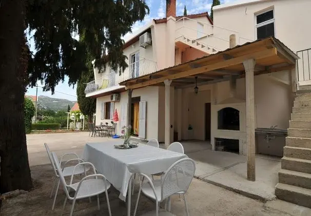 Apart Daire Garden View With Balcony