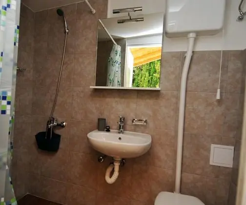 Apart Daire Garden View With Balcony