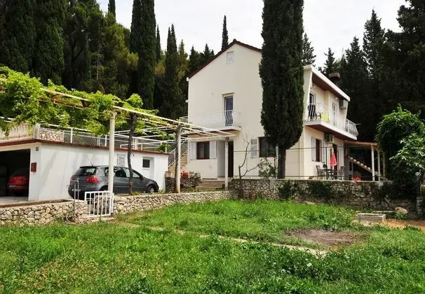 Apart Daire Garden View With Balcony