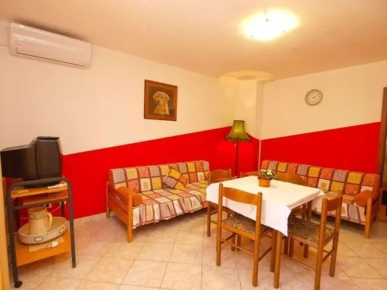 Apart Daire, 1 Yatak Odası (947/2384)
