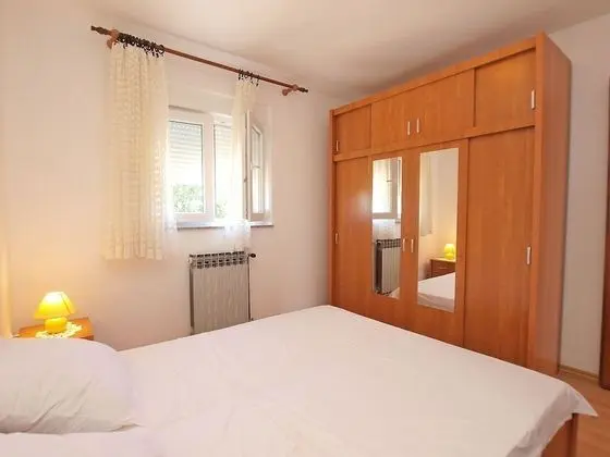 Apart Daire, 2 Yatak Odası (947/2385)