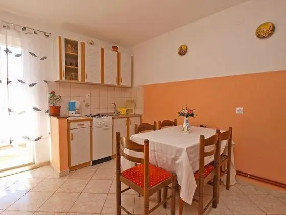 Apart Daire, 2 Yatak Odası (947/2385)