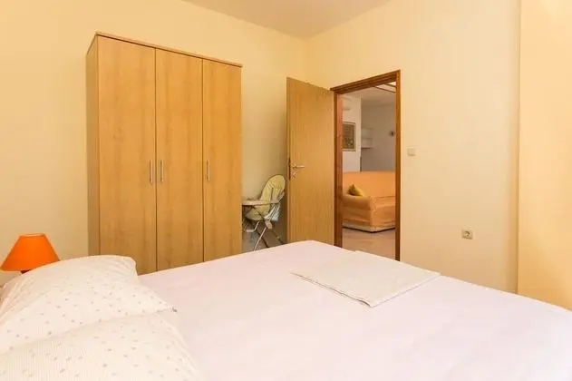 Apart Daire (One Bedroom Apartment with Balcony an)