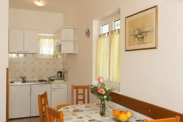 Apart Daire (One Bedroom Apartment with Balcony an)