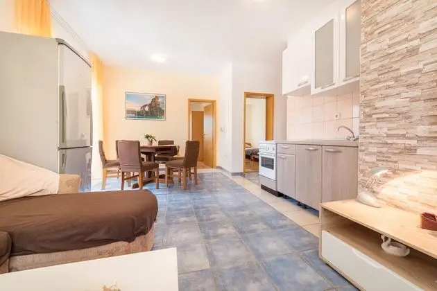 Apart Daire, 2 Yatak Odası (1)