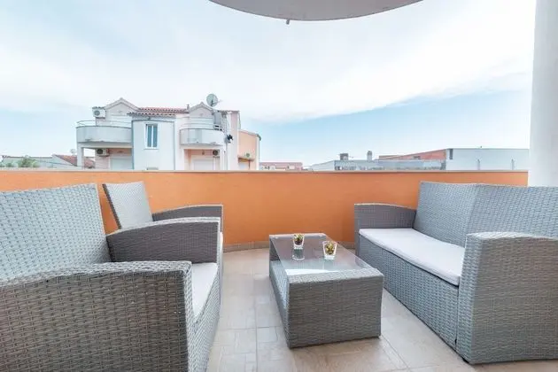 Apart Daire, 2 Yatak Odası (2)