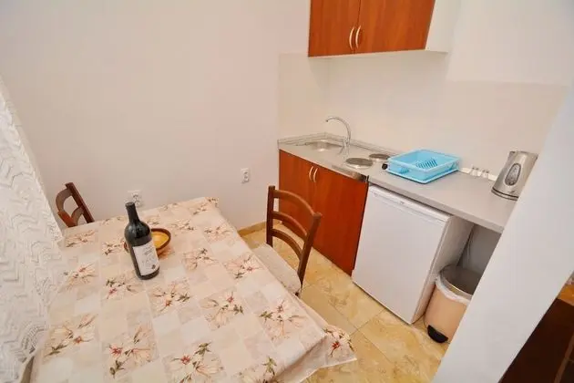Apart Daire, 1 Yatak Odası, Banyolu/Duşlu, Zemin Kat