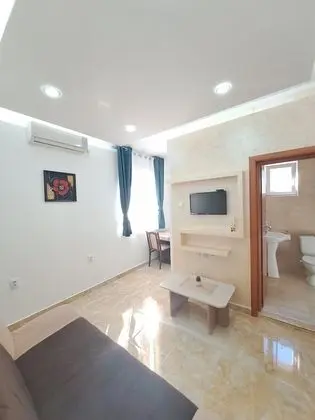 Apart Daire, 1 Yatak Odası, Küçük Mutfak