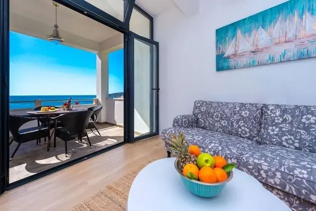 Apart Daire (2 Bedroom Apt with Terrace - Plat 21)