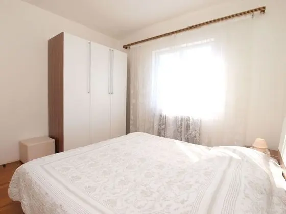 Apart Daire, 2 Yatak Odası (981/2643)