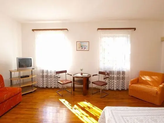 Apart Daire, 2 Yatak Odası (981/2643)