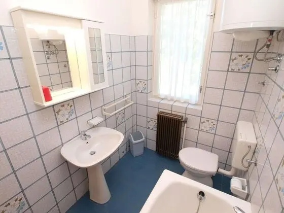 Apart Daire, 2 Yatak Odası (981/2643)