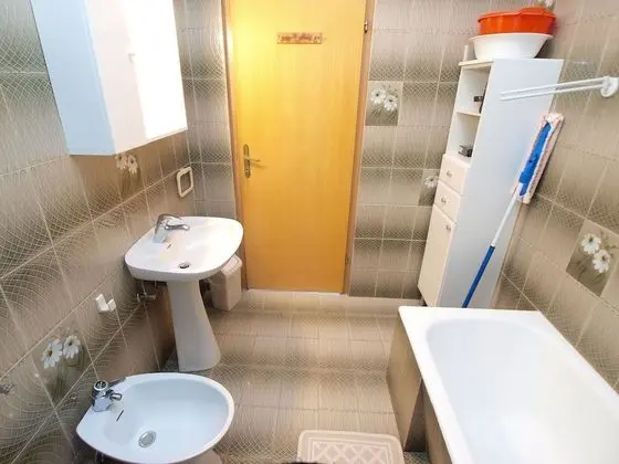 Apart Daire, 2 Yatak Odası (981/2644)