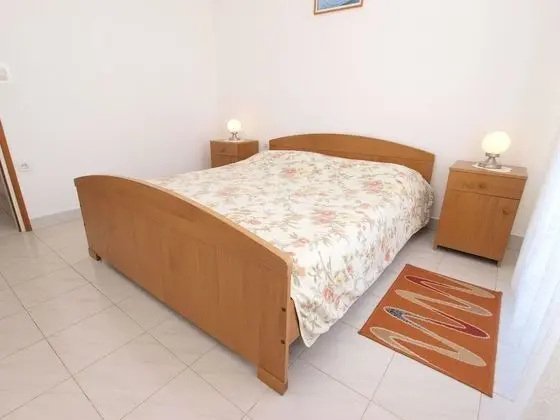 Apart Daire, 2 Yatak Odası (981/2646)
