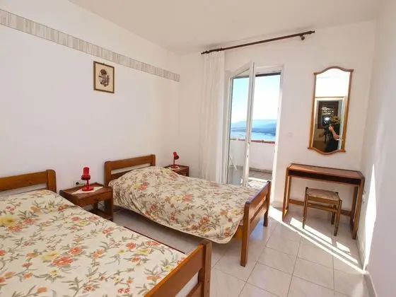 Apart Daire, 2 Yatak Odası (981/2646)