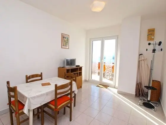 Apart Daire, 2 Yatak Odası (981/2646)