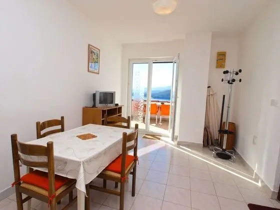 Apart Daire, 2 Yatak Odası (981/2646)