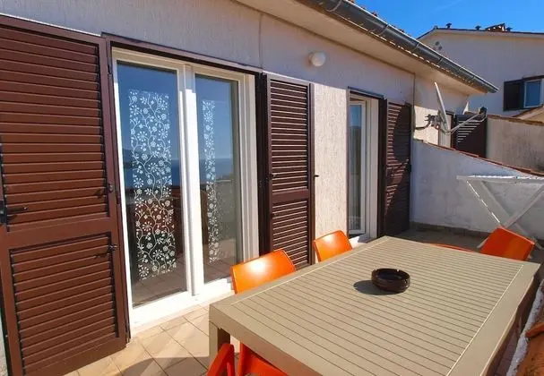 Apart Daire, 2 Yatak Odası (981/2646)