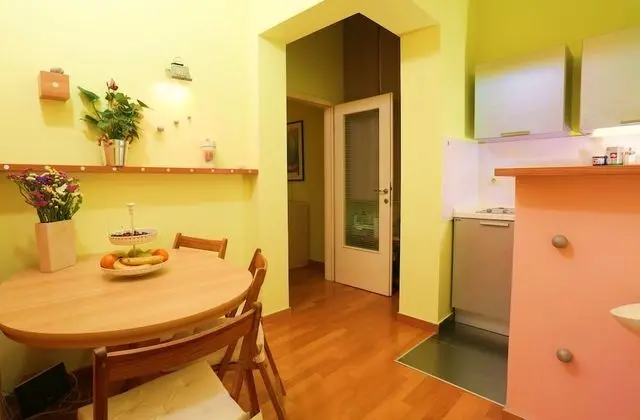 Apart Daire, 2 Yatak Odası, Balkon