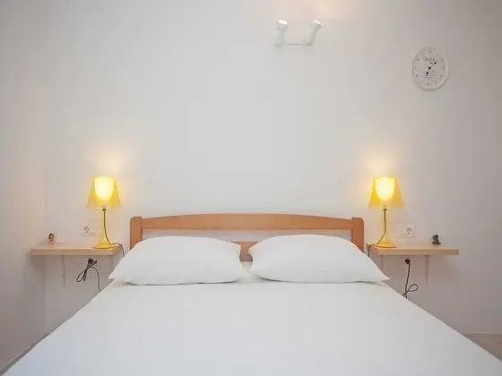 Stüdyo (Studio apartment with shared Terrace )