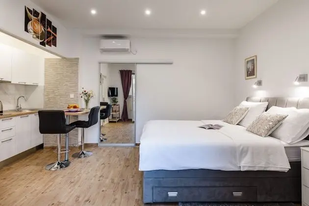 Stüdyo (Superior Studio)