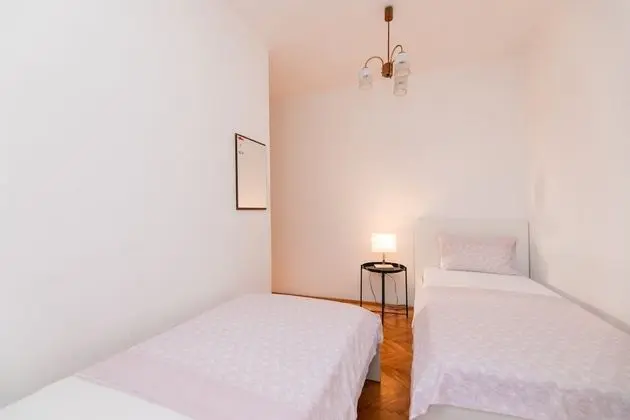 Apart Daire (Four Bedroom Apartment -Terrace and S)