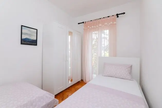 Apart Daire (Four Bedroom Apartment -Terrace and S)