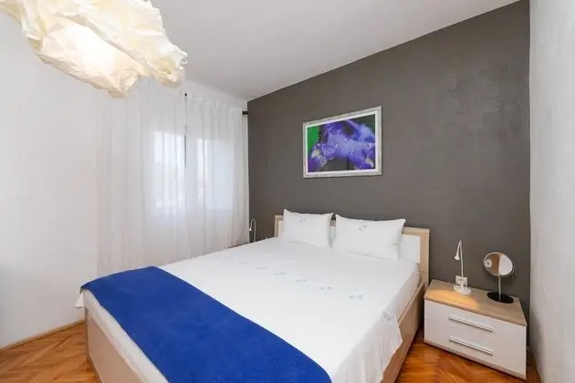 Apart Daire (Four Bedroom Apartment -Terrace and S)