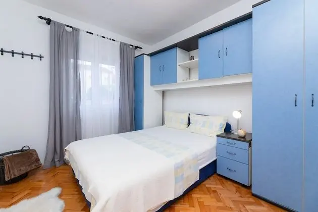 Apart Daire (Four Bedroom Apartment -Terrace and S)