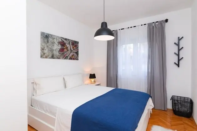 Apart Daire (Four Bedroom Apartment -Terrace and S)