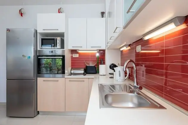 Apart Daire (Four Bedroom Apartment -Terrace and S)