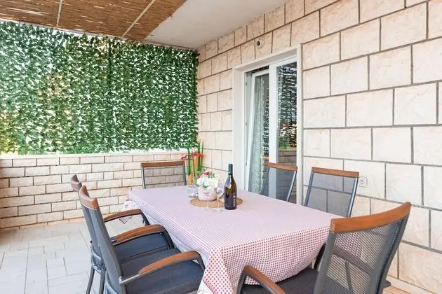 Apart Daire (Four Bedroom Apartment -Terrace and S)