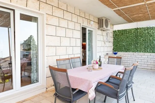 Apart Daire (Four Bedroom Apartment -Terrace and S)