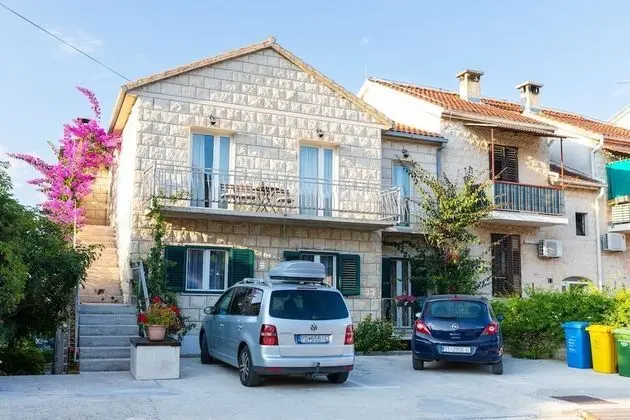 Apart Daire (Four Bedroom Apartment -Terrace and S)