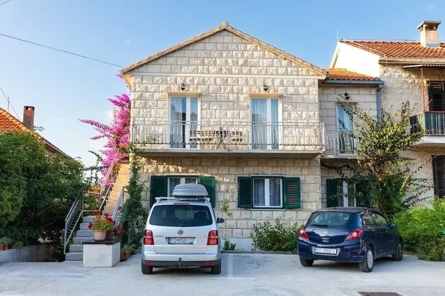 Apart Daire (Four Bedroom Apartment -Terrace and S)