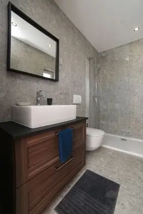 Apart Daire (Three Bedroom Apartment- Balconies an)