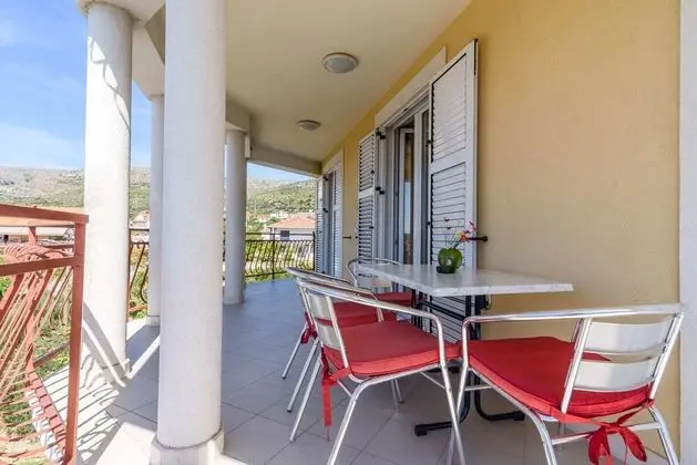 Classic Apart Daire, 1 Yatak Odası, Teras, Bahçeli