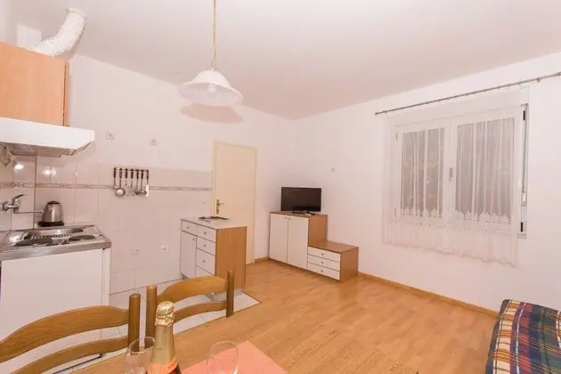 Apart Daire (One Bedroom Apartment with Balcony)