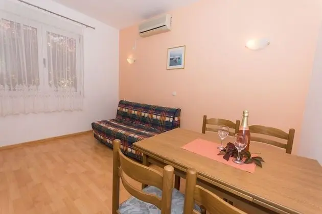 Apart Daire (One Bedroom Apartment with Balcony)