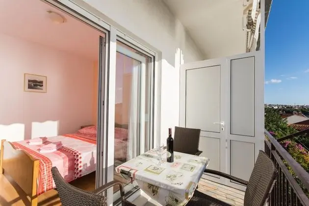 Apart Daire (One Bedroom Apartment with Balcony)