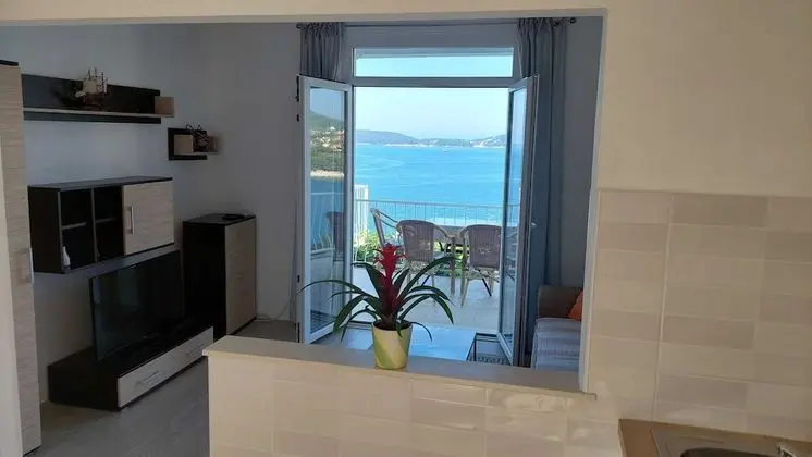 Apart Daire (Two-Bedroom Apartment with Balcony)