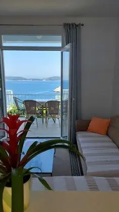 Apart Daire (Two-Bedroom Apartment with Balcony)