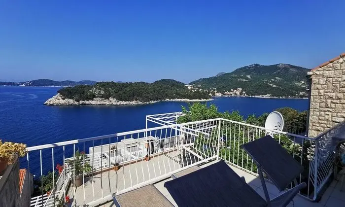 Apart Daire (Two-Bedroom Apartment with Balcony)