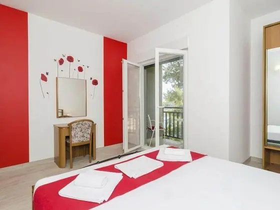 Apart Daire (One Bedroom Apartment with Balcony)