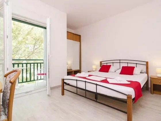 Apart Daire (One Bedroom Apartment with Balcony)