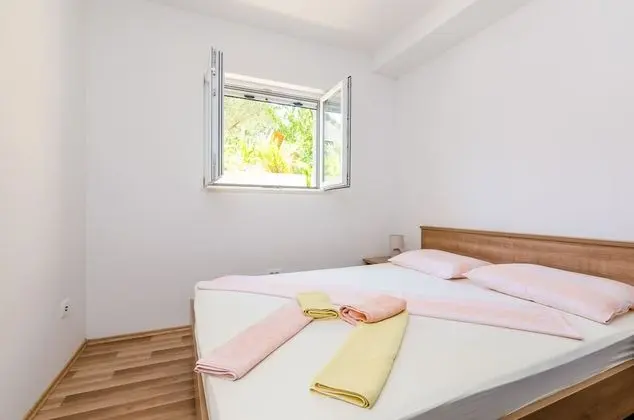 Apart Daire, 2 Yatak Odası, Bahçe Manzaralı
