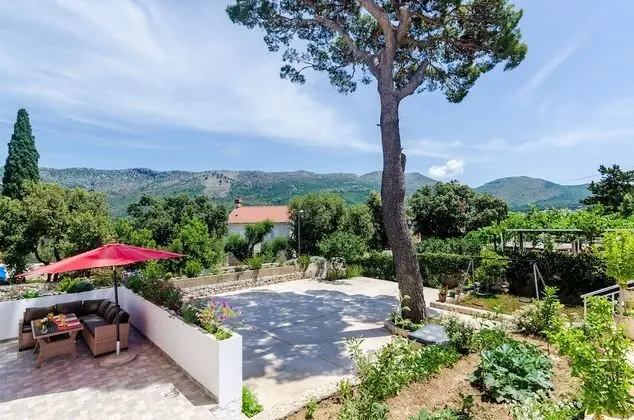 Apart Daire, 2 Yatak Odası, Bahçe Manzaralı