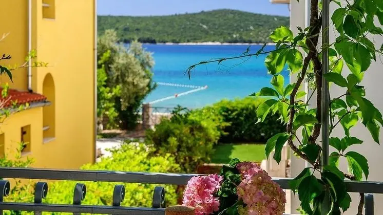 Apart Daire, 2 Yatak Odası, Teras, Deniz Manzaralı (Luca)