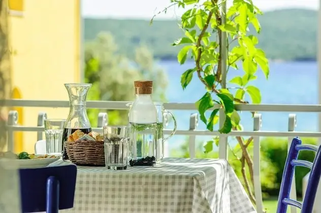 Apart Daire, 2 Yatak Odası, Teras, Deniz Manzaralı (Luca)