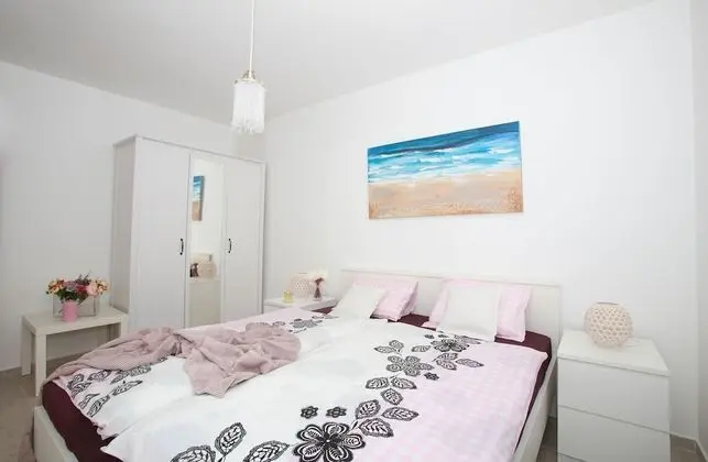 Apart Daire, 1 Yatak Odası, Teras, Deniz Manzaralı